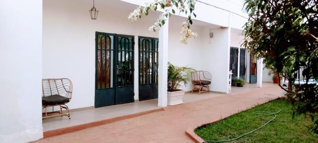 Appartement 2 chambres résidence privée Yaoundé Exterior foto